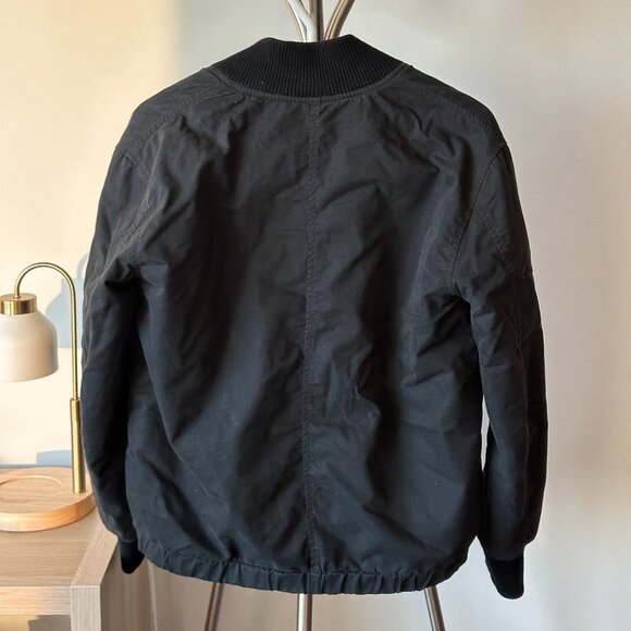 Aritzia TNA Black Bomber Jacket Size XS Excellent Condition - Picture 2 of 3